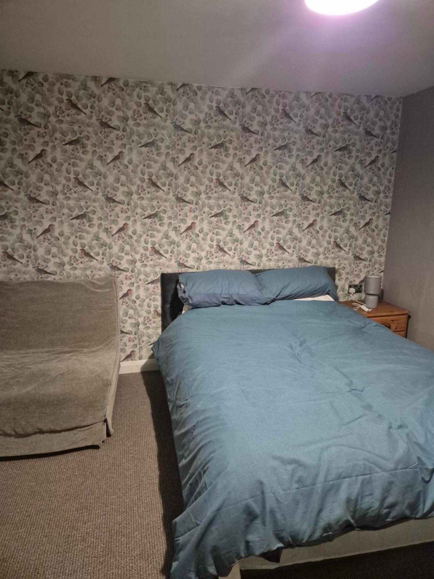 Accomadation Wrexham Exterior photo